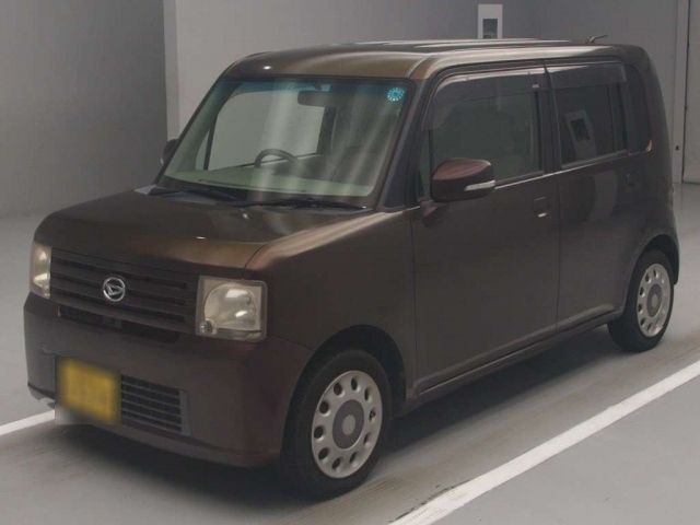 89054 Daihatsu Move conte L575S 2011 г. (TAA Chubu)